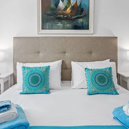 1 Bed Apart With Pool * Quarteira